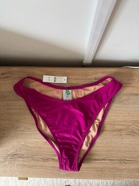 J. Crew Fuchsia Women's Bikini Bottom| NWT | Size Largw